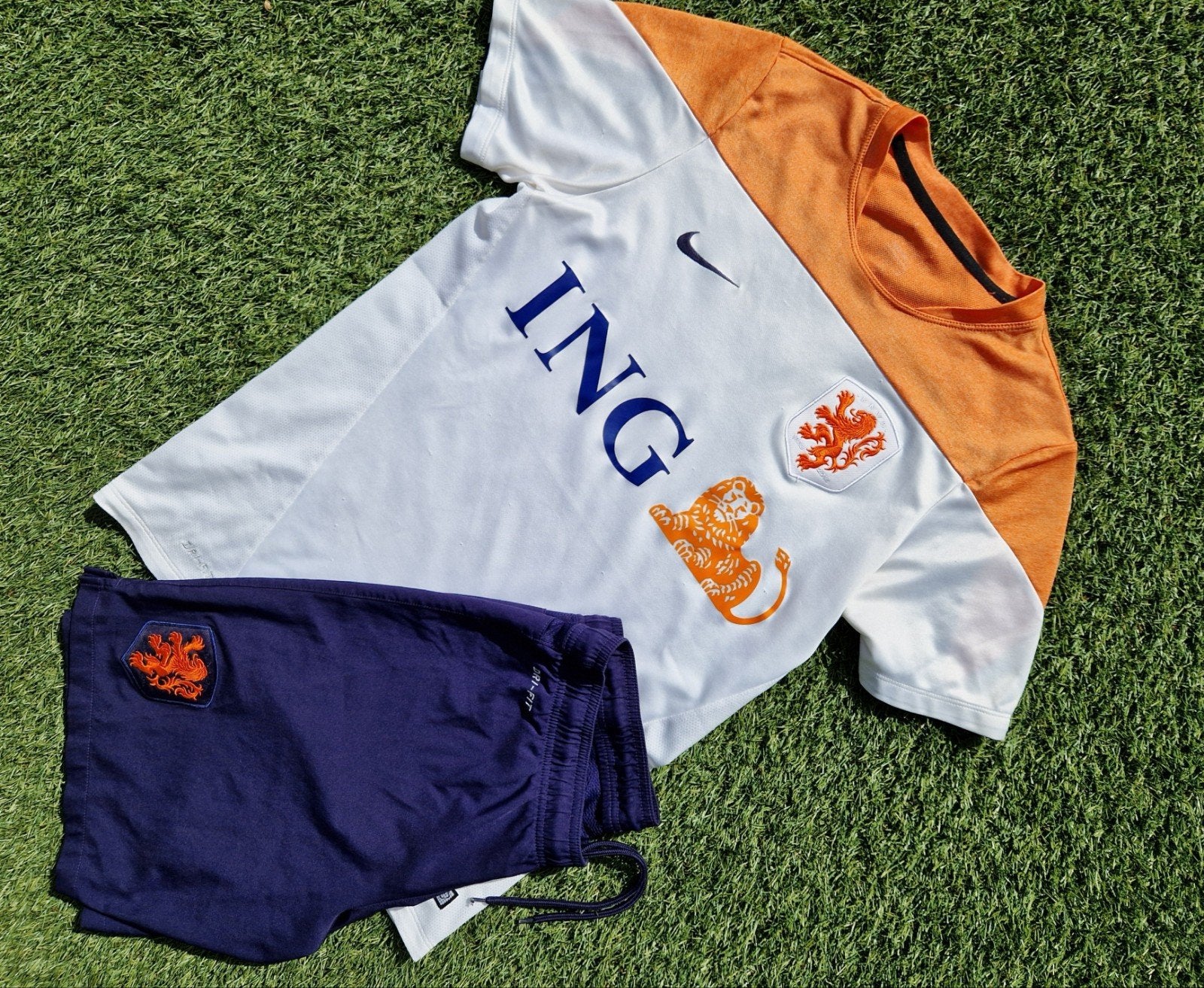 Nederlands elftal tenue 2014 KNVB Oranje shirt + broekje, Maat 48/50 (M), Nike, Oranje, Ophalen of Verzenden