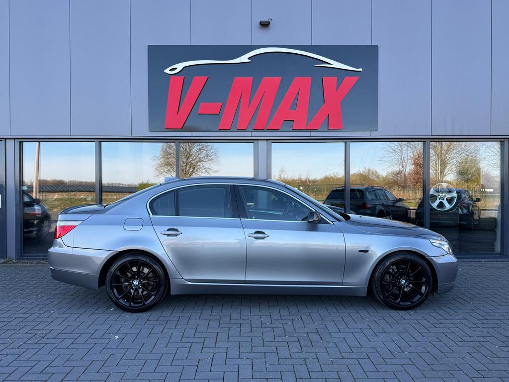 BMW 525i LCI 3.0 AUT Executive Leder Memory Navi Prof Xenon, Auto's, BMW, Achterwielaandrijving, Gebruikt, Zwart, 2000 kg
