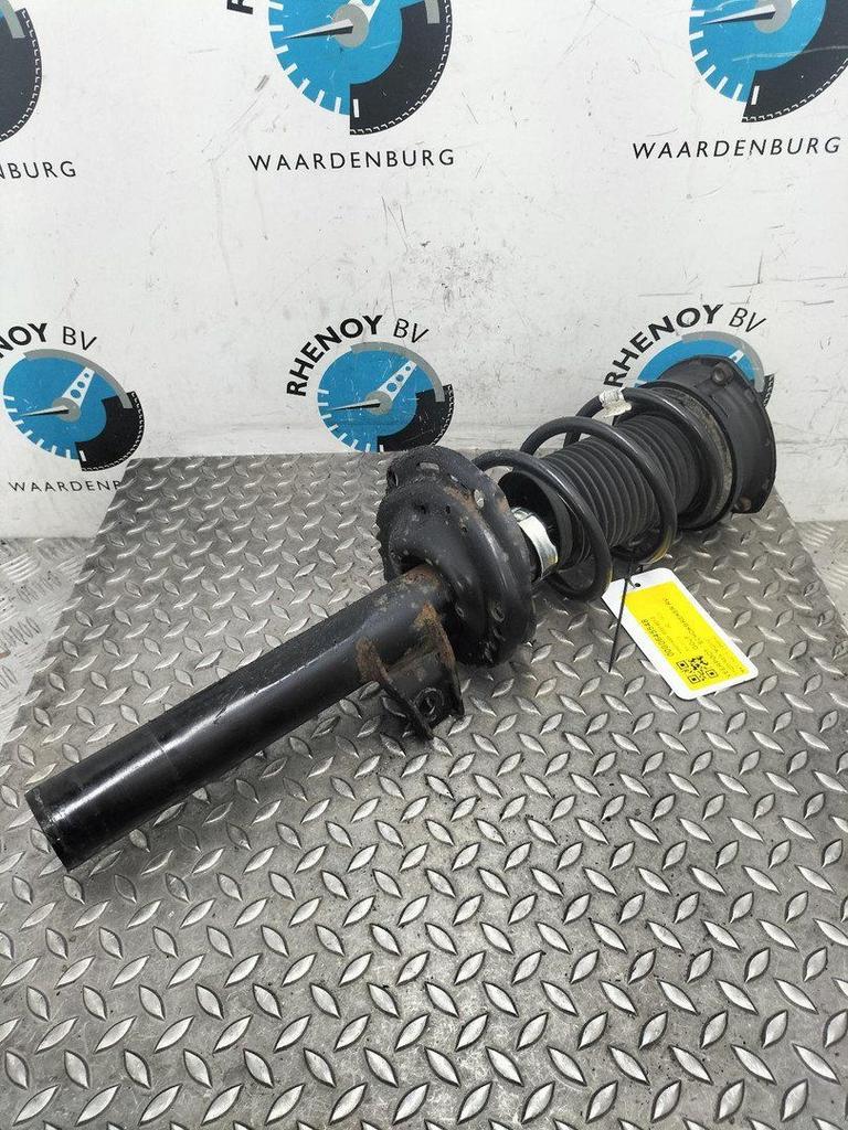VOLKSWAGEN GOLF 5G1 1.0 TSI Con. Ser.  VEERPOOT / SCHOKBREKE, Ophalen of Verzenden, Gebruikt, Stiba lid