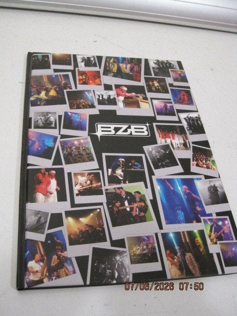 BZB gesigneerd boek band zonder banaan (394), Ophalen of Verzenden, Zo goed als nieuw, Boek, Tijdschrift of Artikel, Gesigneerd