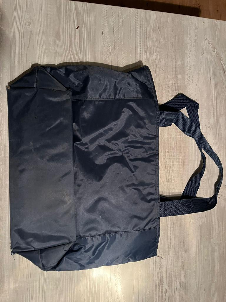 Verschillende tassen, ook laptoptassen, vanaf, Ophalen of Verzenden, Zo goed als nieuw, 30 cm of meer, Minder dan 35 cm