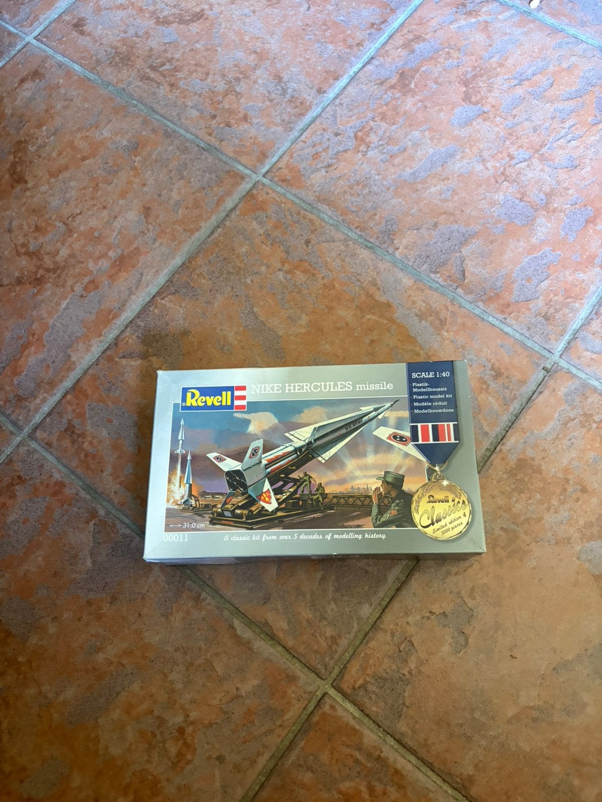 Revell nike hercules missile 1:40 00011, Hobby en Vrije tijd, Modelbouw | Overige, Ophalen, Zo goed als nieuw