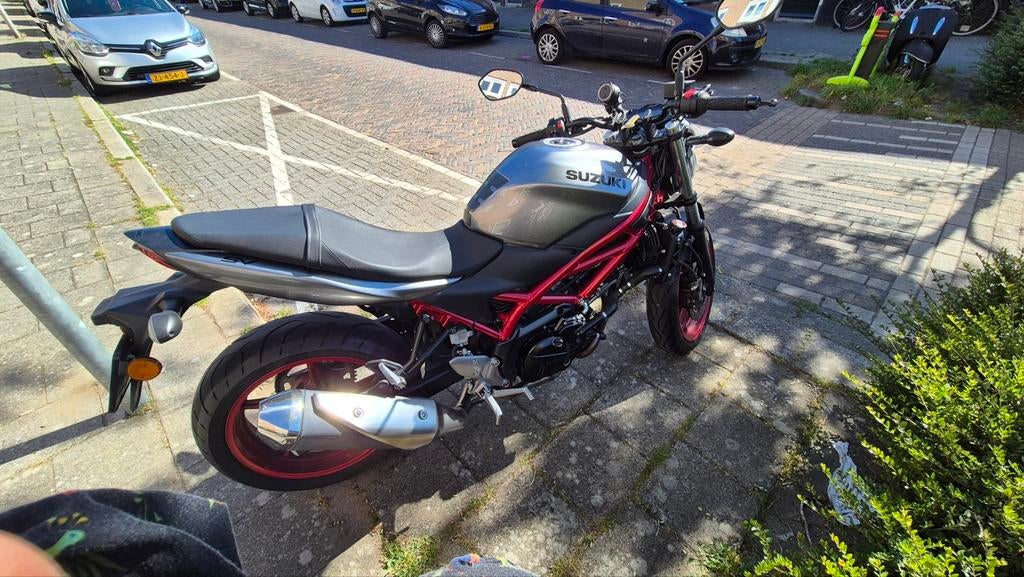 Suzuki SV650 Naked Bike - Verlaagd, 2 cilinders, Gebruikt, Particulier, Meer dan 35 kW