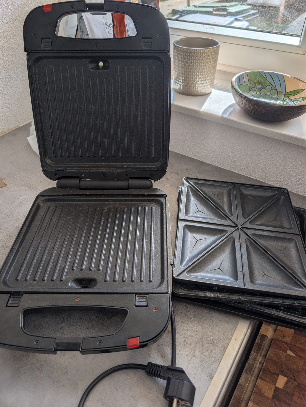 Grill en tosti-ijzer met verwisselbare platen, Ophalen