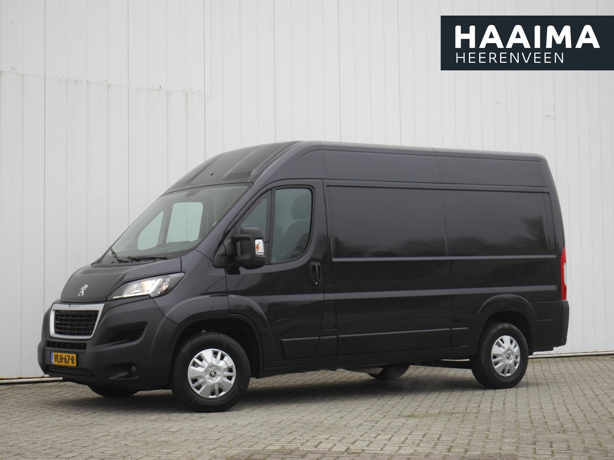Peugeot Boxer 333 2.2 BlueHDi 140 L2H2 Premium 140 Pk | 3-Zi, Stof, Gebruikt, 4 cilinders, 2500 kg