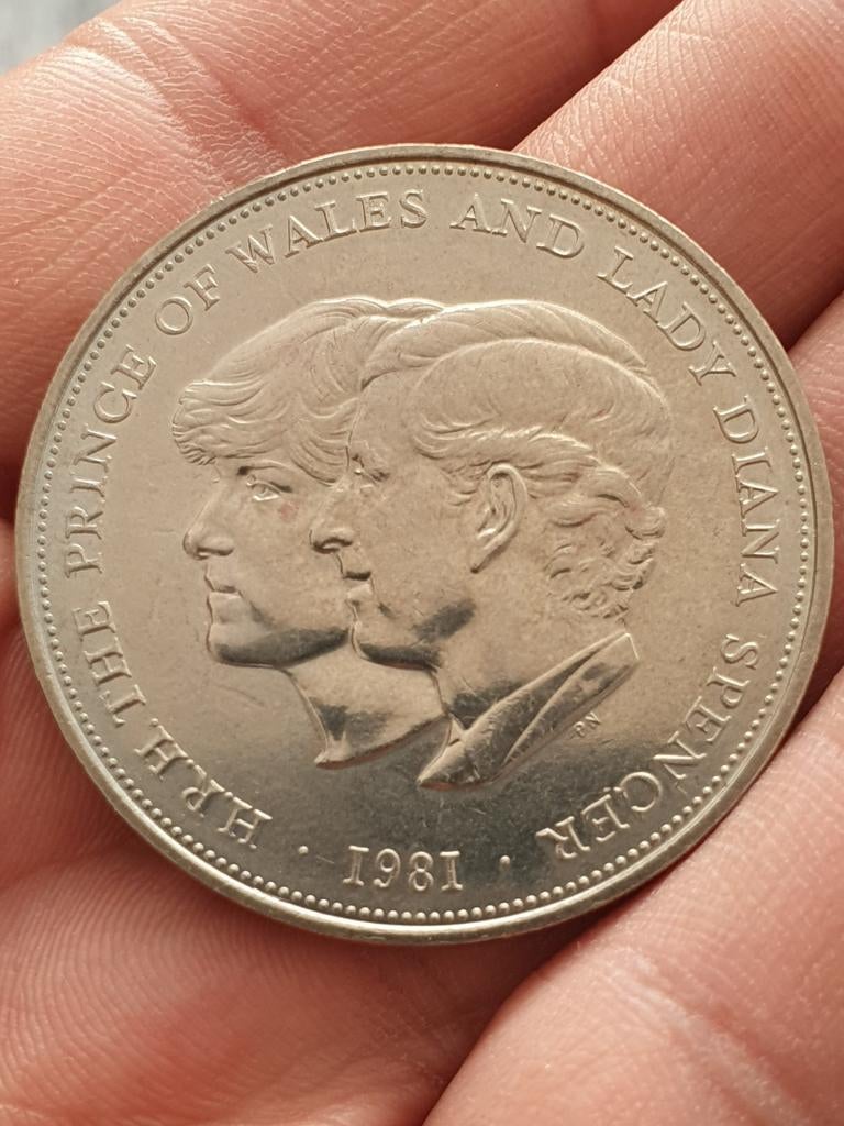 Grote huwelijksmunt van Charles en Diana Engeland., Postzegels en Munten, Munten | Europa | Niet-Euromunten, Ophalen of Verzenden