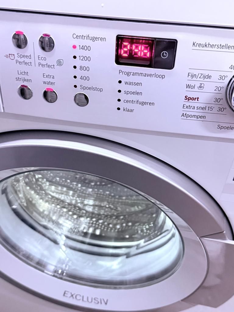 BOSCH WASMACHINE  A+++ LUXE MODEL  IZGS, Ophalen of Verzenden, Zo goed als nieuw, Voorlader, 85 tot 90 cm