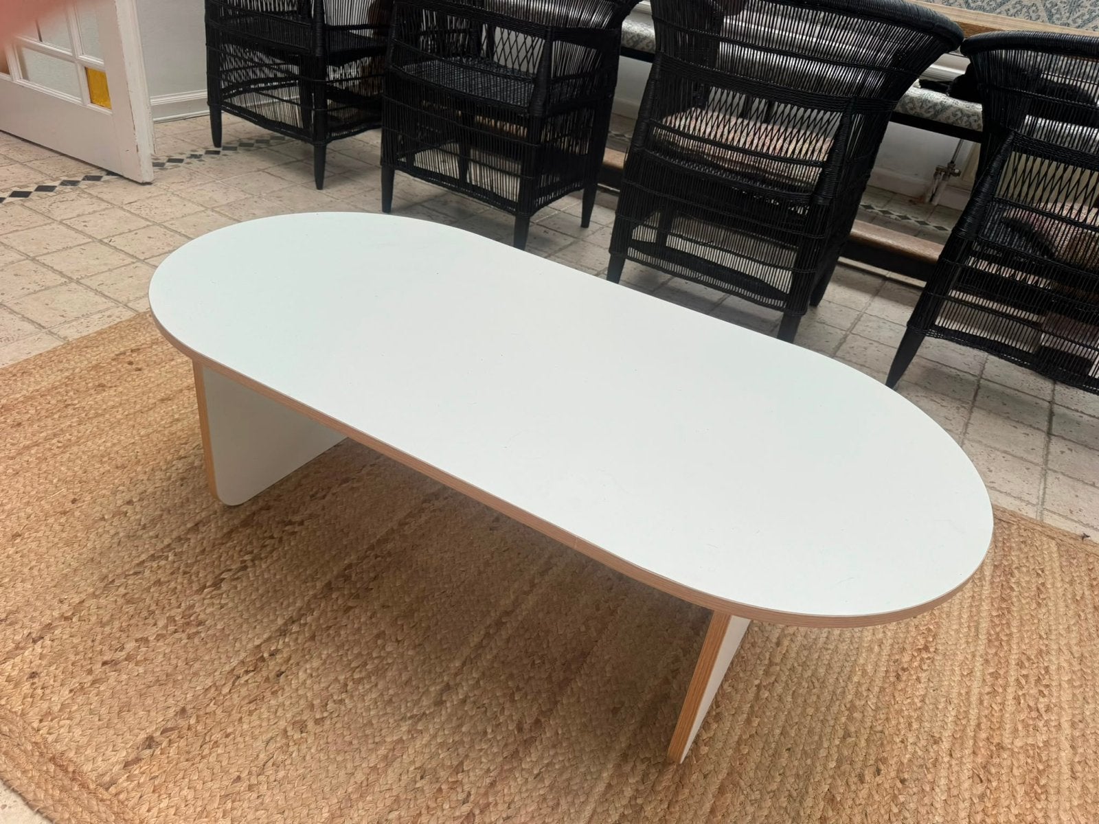 Salontafel Bomba Wit Ovaal - Kwantum, Huis en Inrichting, Tafels | Salontafels, Ophalen, Gebruikt, 100 tot 150 cm, 50 tot 100 cm