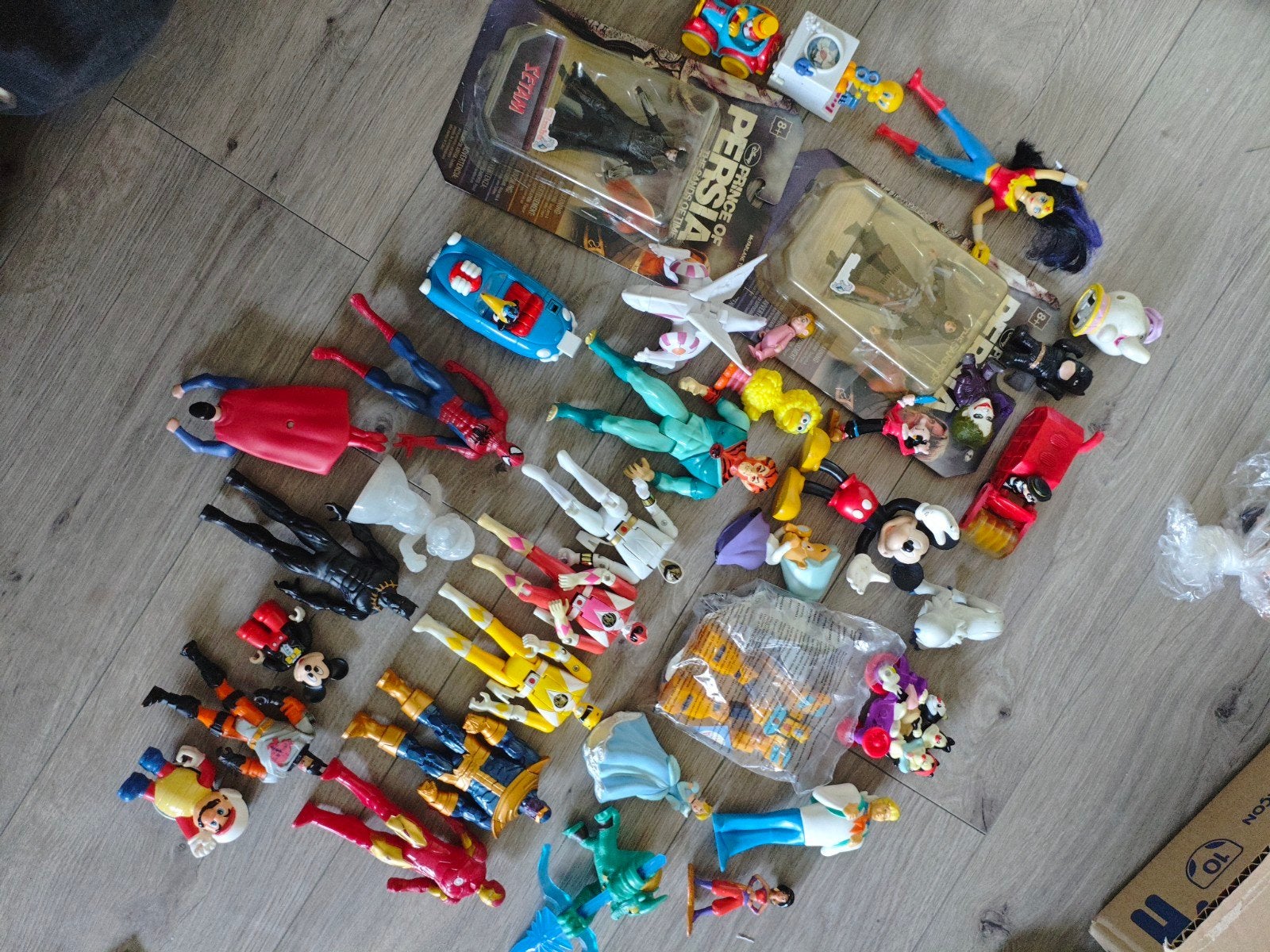 Diverse speelfiguren en poppetjes, Ophalen of Verzenden, Gebruikt
