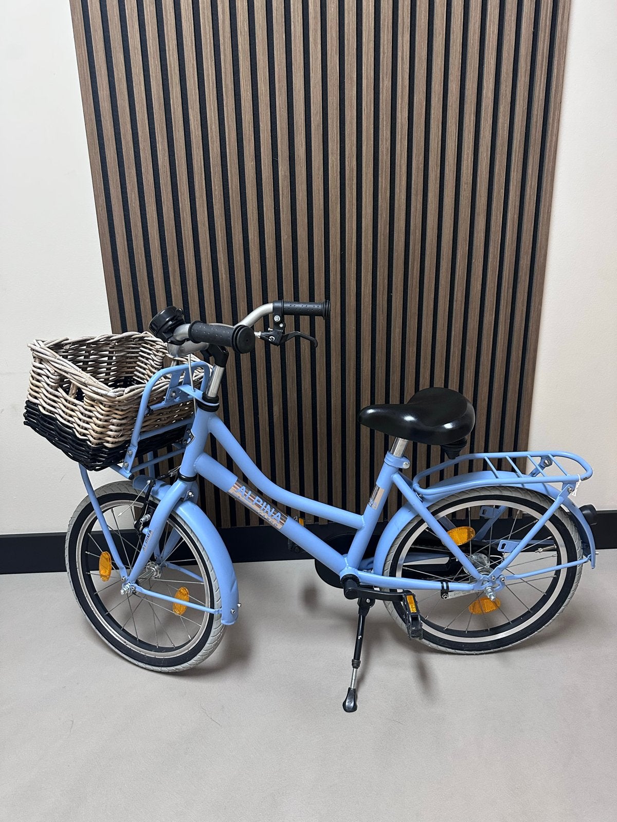 Alpina Cargo Kinderfiets - Lichtblauw 18 inch, Fietsen en Brommers, Ophalen, Gebruikt, Velgrem, 20 inch of meer