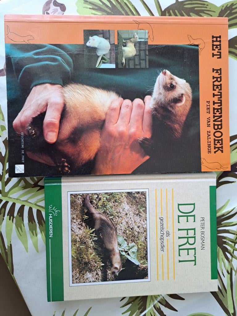 Fretten boeken, Verzenden, Honden