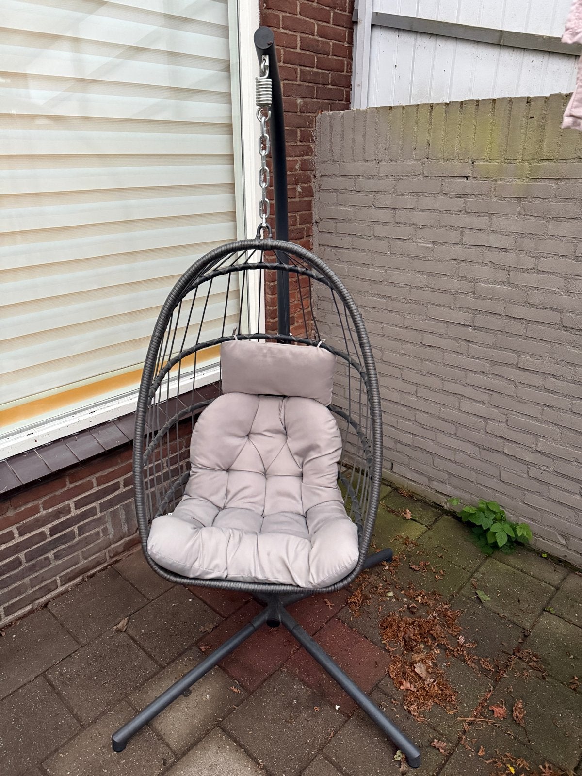 Comfortabele Egg Hangstoel, Huis en Inrichting, Stoelen, Ophalen, Gebruikt, Metaal, Eén