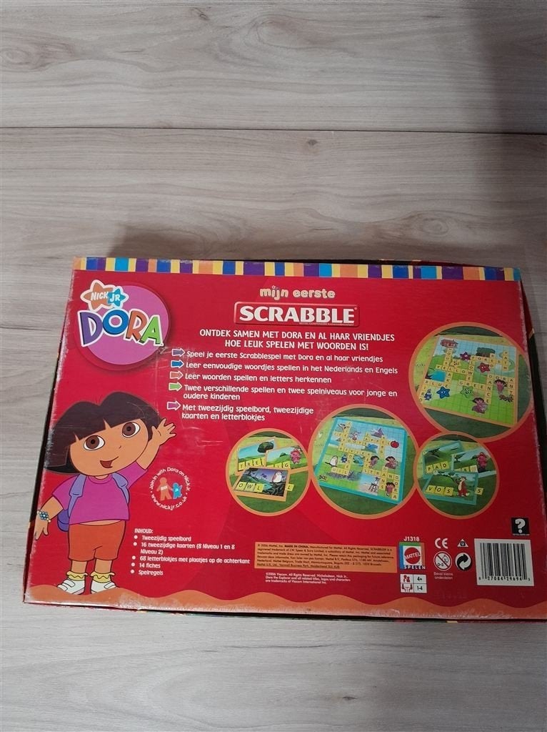 Dora mijn eerste scrabble [s1011], Hobby en Vrije tijd, Gezelschapsspellen | Bordspellen, Verzenden, Zo goed als nieuw