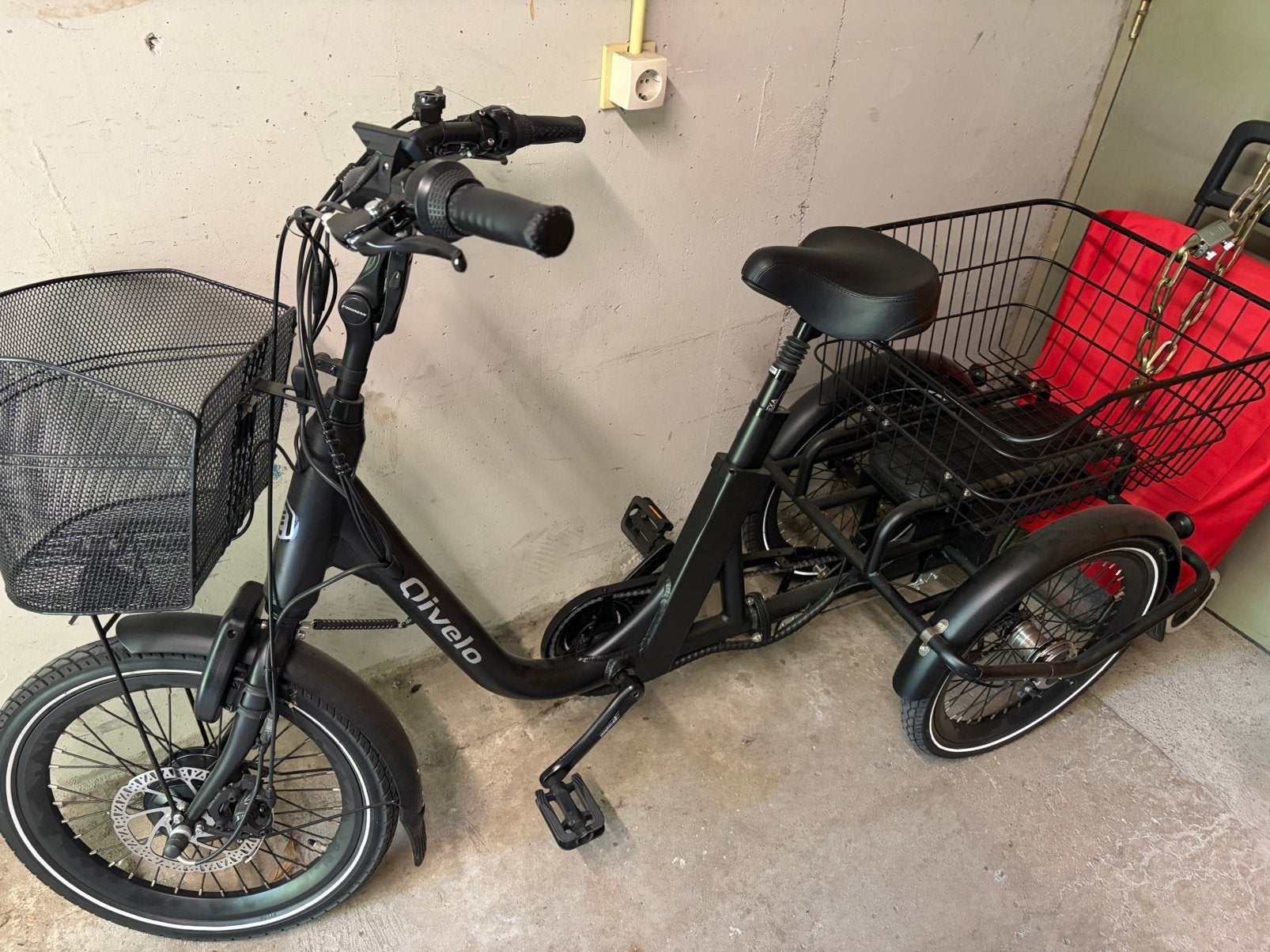 Elektrische stoere driewieler met swingfunctie, Fietsen en Brommers, Fietsen | Driewielfietsen, Ophalen of Verzenden, Zo goed als nieuw