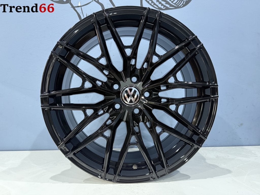 5x100 17'' Velgen Vossen Vw Polo Tcross Ibiza Fabia Rapid, Auto-onderdelen, Banden en Velgen, Velg(en), Zomerbanden, 17 inch, 215 mm