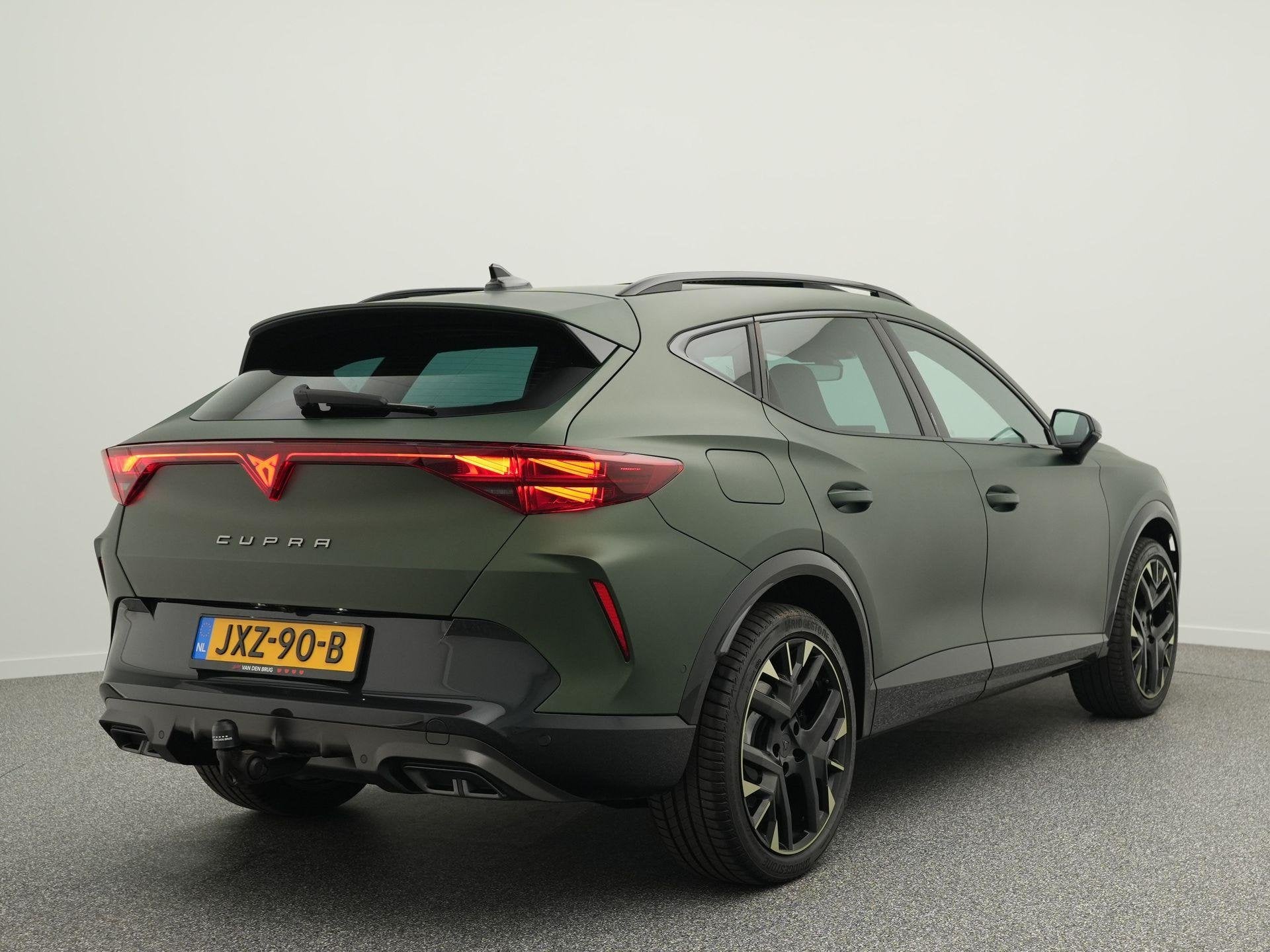 CUPRA Formentor 1.5 TSI e-Hybrid 272pk VZ Tribe Edition | Tr, Auto's, Euro 6, 4 cilinders, Formentor, 150 min