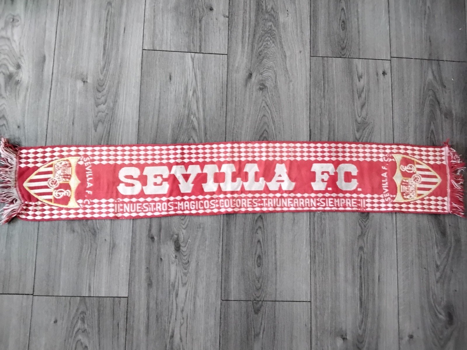 sjaal sevilla, Ophalen of Verzenden, Zo goed als nieuw, Buitenlandse clubs, Vaantje of Sjaal