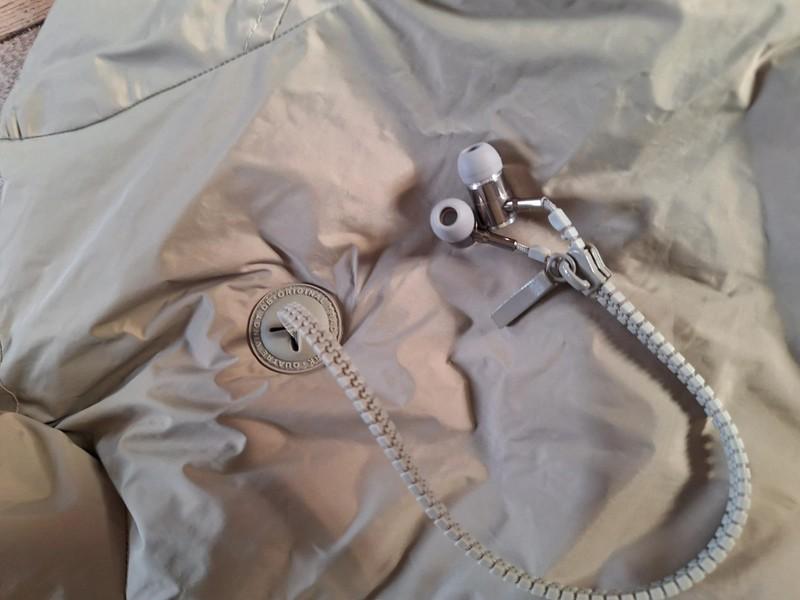 Prachtige nieuwe beige jas van 80db original, Maat 48/50 (M), Beige, Nieuw, Ophalen of Verzenden