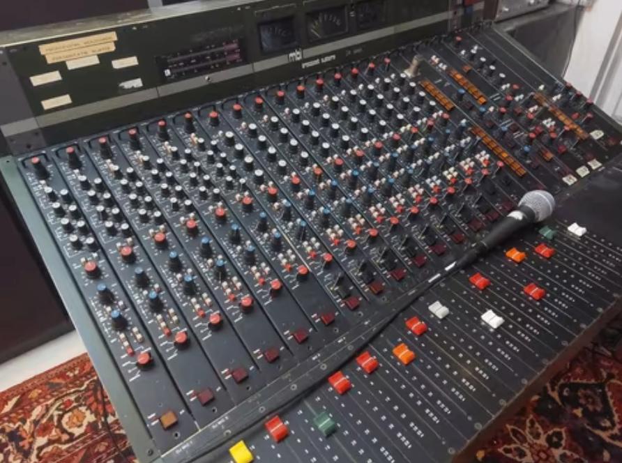 MBI serie 24 oude veronica tafel, Muziek en Instrumenten, Ophalen of Verzenden, Gebruikt, 10 tot 20 kanalen, Microfooningang