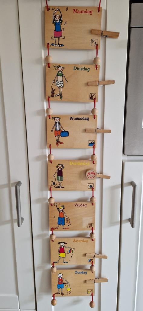 Houten kinder weekkalender, Ophalen, Dagkalender, Gebruikt
