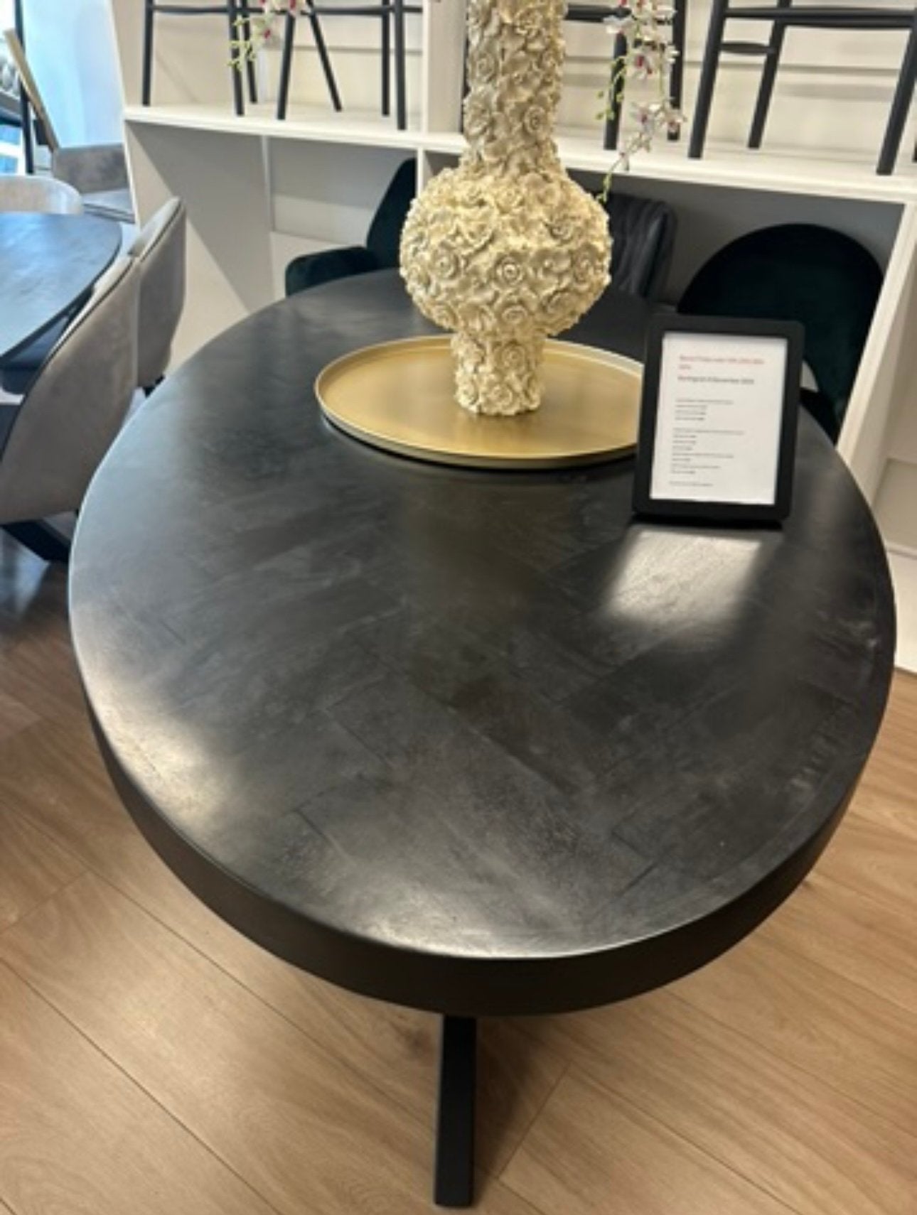 Eettafel Visgraat Ovaal Zwart Met Spinpoot, Huis en Inrichting, 5431NV, 100 tot 150 cm, Info@abhome-living.nl, Ophalen of Verzenden