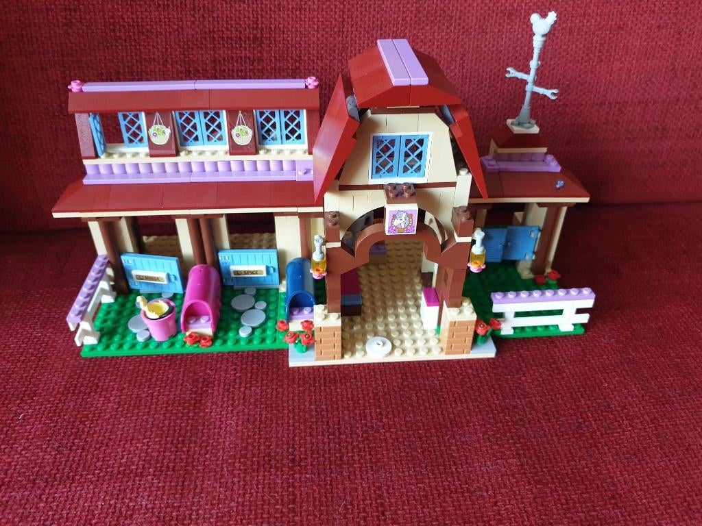 Lego 41126 Heartlake paardrijclub, Kinderen en Baby's, Speelgoed | Duplo en Lego, Compleet, Lego, Friends, Ophalen of Verzenden
