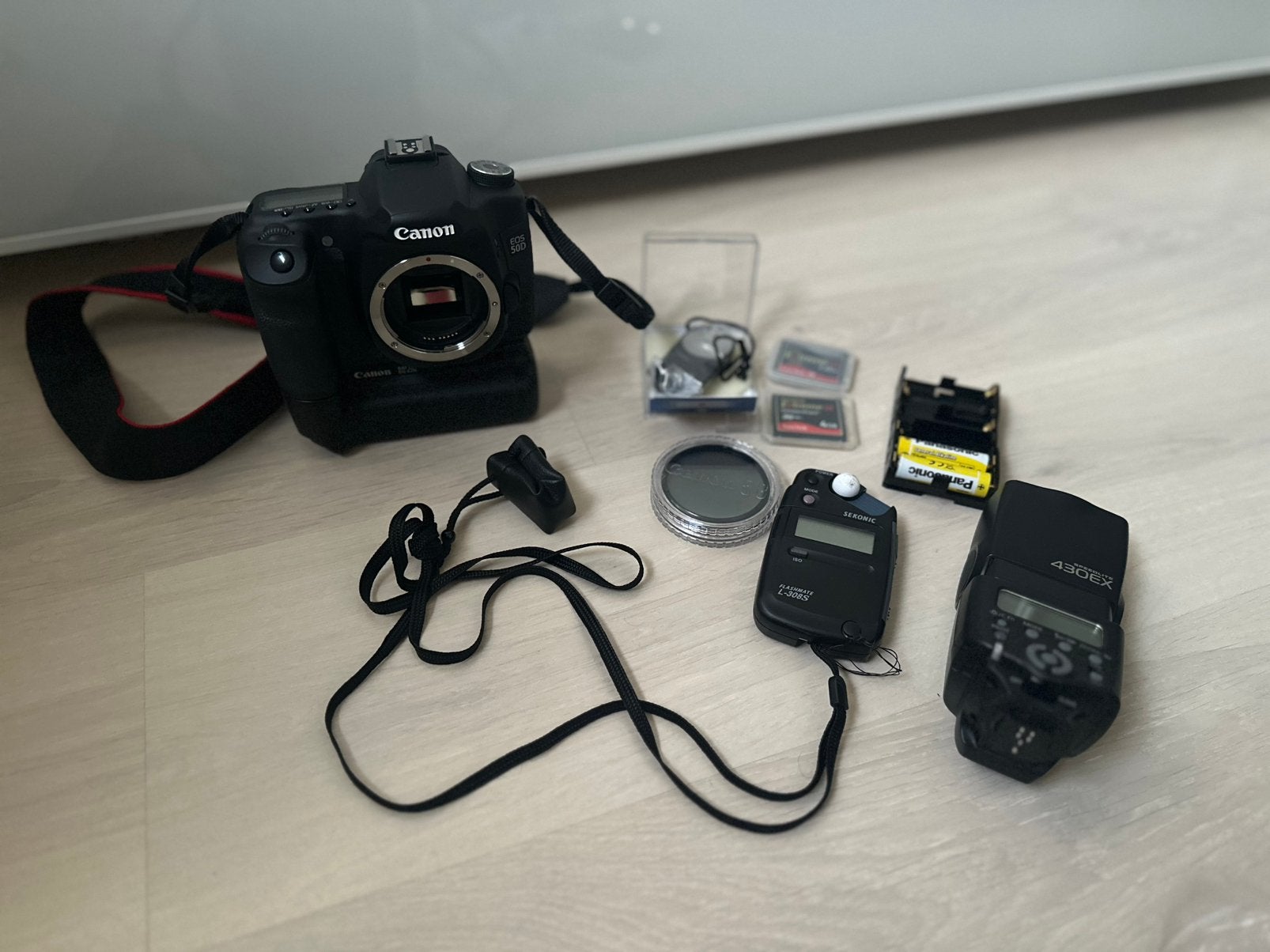 Canon EOS 50D + Battery Grip + Speedlite 430EX + Accessoires, Ophalen of Verzenden, Zo goed als nieuw, Canon, 20x of meer