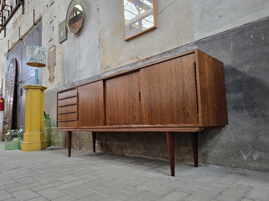 Mid Century Design Lowboard Palissander Dressoir K. Nielsen, Gebruikt, Met deur(en), 150 tot 200 cm, Ophalen of Verzenden