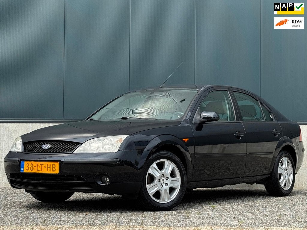 Ford Mondeo 2.0-16V Ghia|Origineel nl |lage km met nap|autom, Auto's, Ford, Mondeo, Metallic lak, Zwart, Euro 4