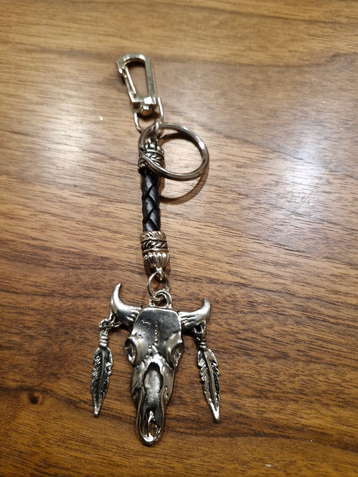 074 Sleutelhanger met stierenkop en veren, Verzamelen, Ophalen of Verzenden, Nieuw, Overige typen