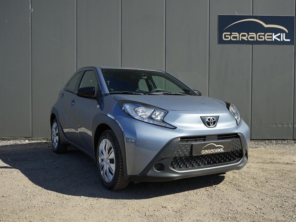 Toyota Aygo X 1.0-l-VVT-i Business Dealeronderh / Smartphone, Stof, Gebruikt, Euro 6, 920 kg