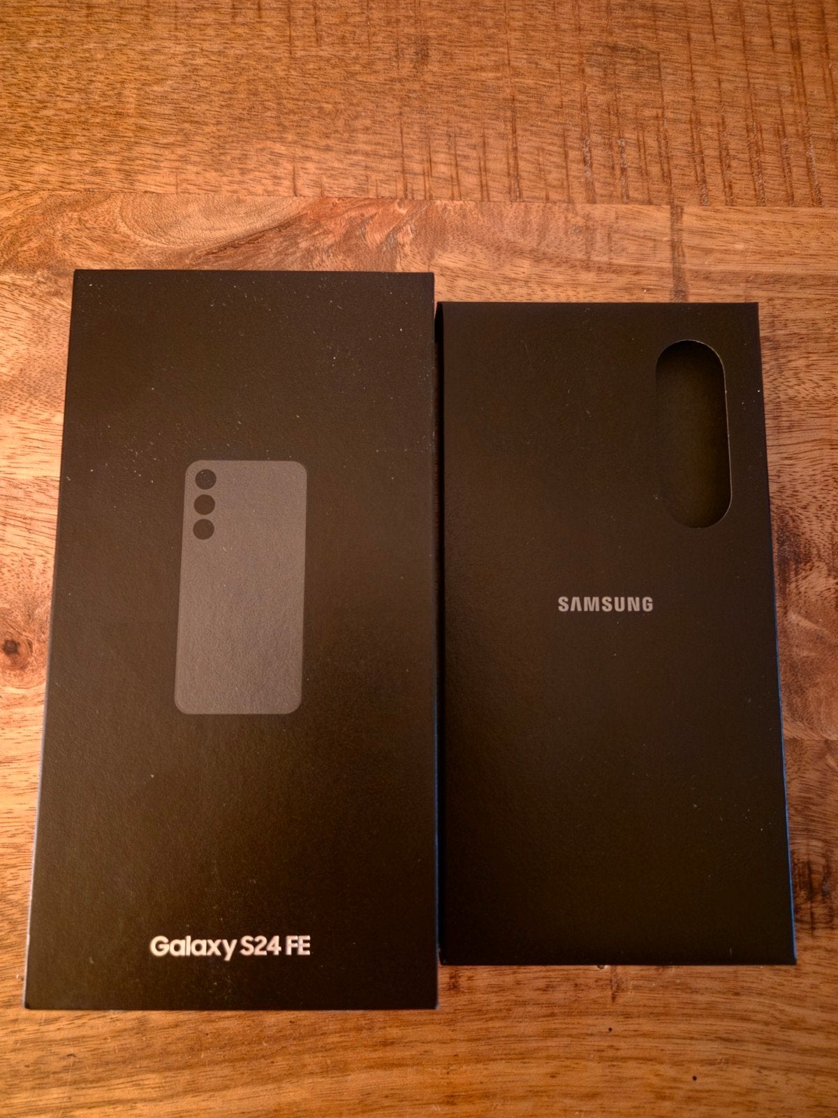 Samsung S24 FE - Krasvrij scherm, lichte schade zijkant, Telecommunicatie, Mobiele telefoons | Samsung, Ophalen, Gebruikt, Galaxy S24