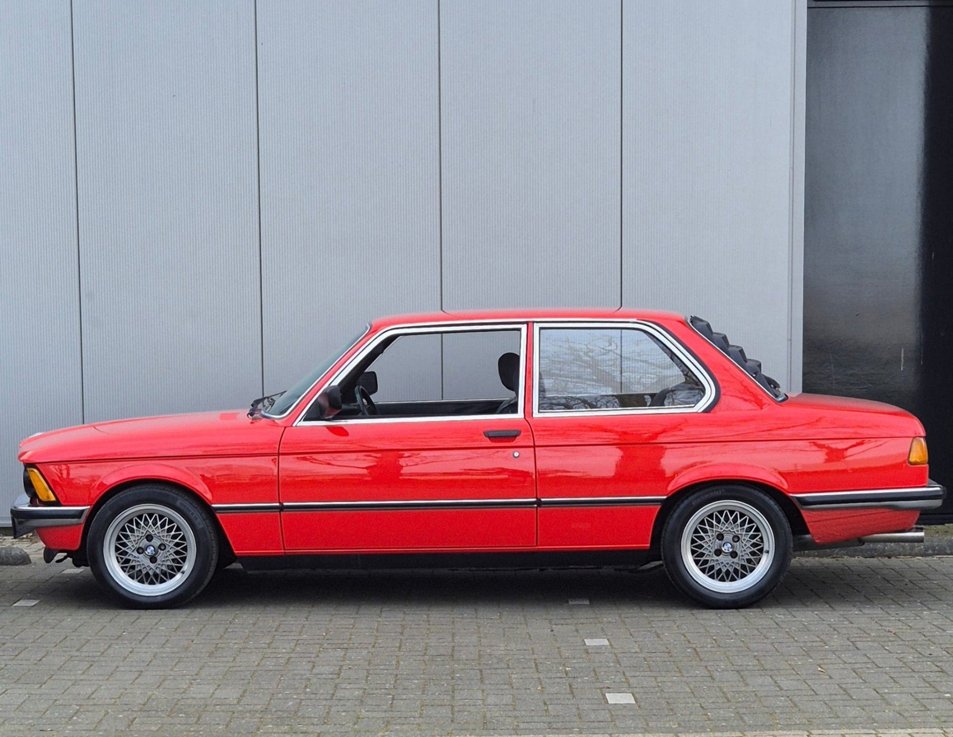 BMW 3-serie 320 / Org NL / Handgeschakeld / 6 cil / Belastin, foto 7
