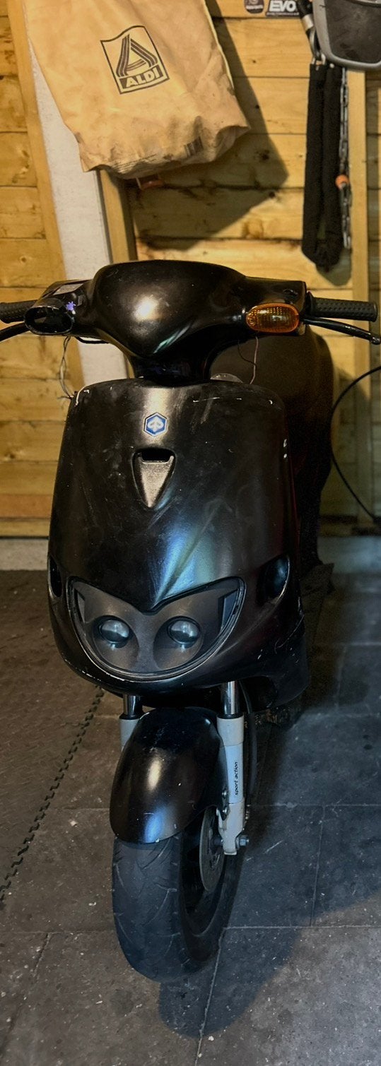 Piaggio fastrider 50 duits teruil 125 blok, Tweetakt, Maximaal 45 km/u, Zip, Nieuw