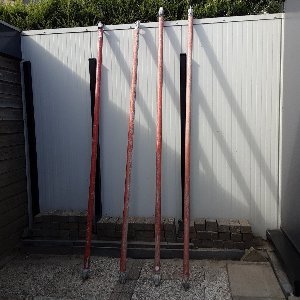 Steigerpijpen 2xrechte en2xdiagonalen, Doe-het-zelf en Verbouw, Ophalen, Gebruikt, Rolsteiger of Kamersteiger, 2 tot 5 meter