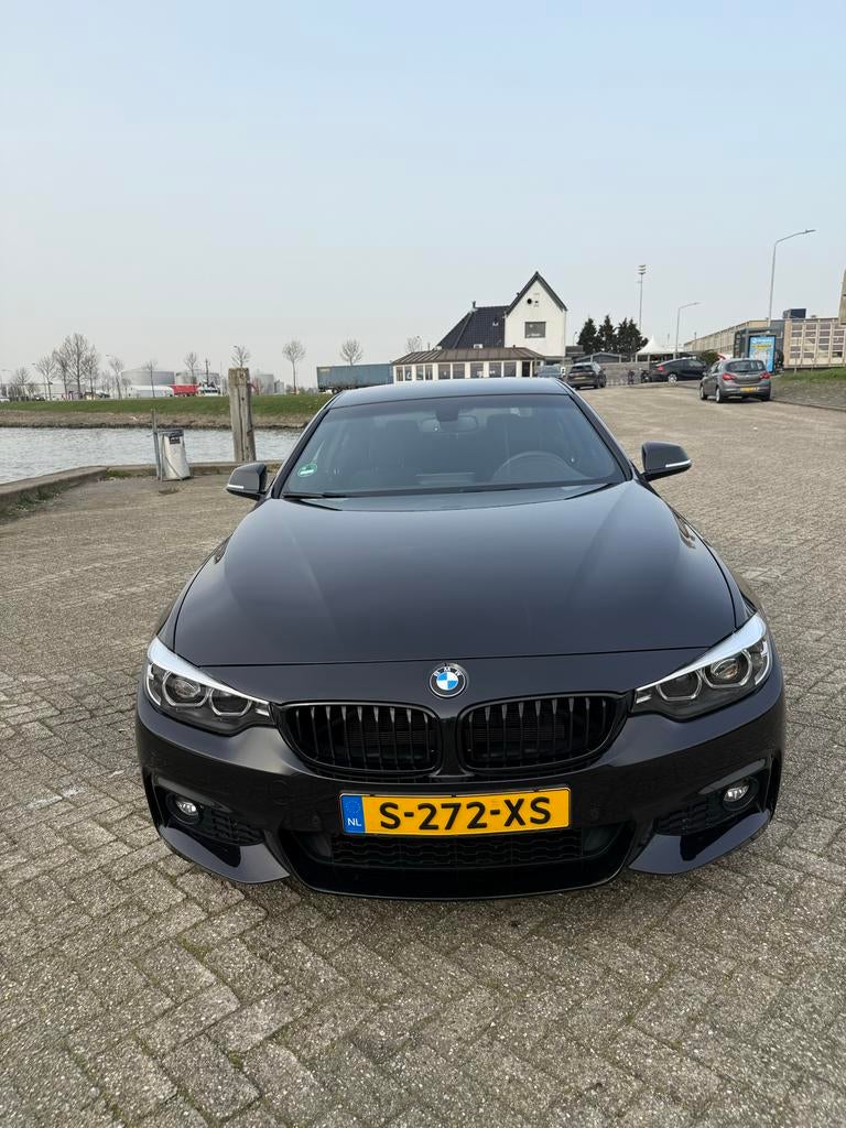 BMW 4-Serie 430i 252pk Aut 2020 Zwart, Auto's, 1998 cc, Achterwielaandrijving, 4 stoelen, Zwart