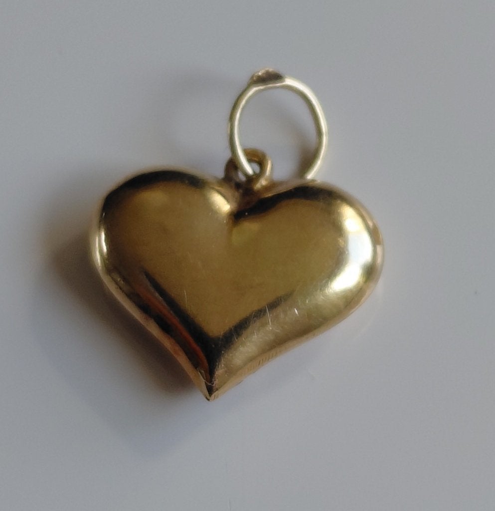 585 gouden hartje, Ophalen of Verzenden, Zo goed als nieuw, Hart, Goud