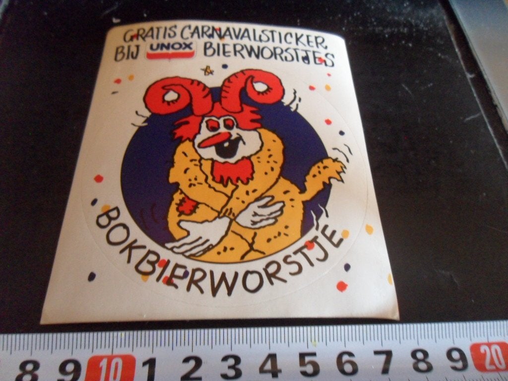 sticker strip carnaval unox bokbierworstje, Ophalen, Zo goed als nieuw