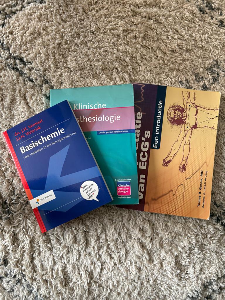 Boeken Anesthesiemedewerker: ECG, Anesthesiologie, Chemie, Boeken, Ophalen of Verzenden, Beta, Gelezen, HBO