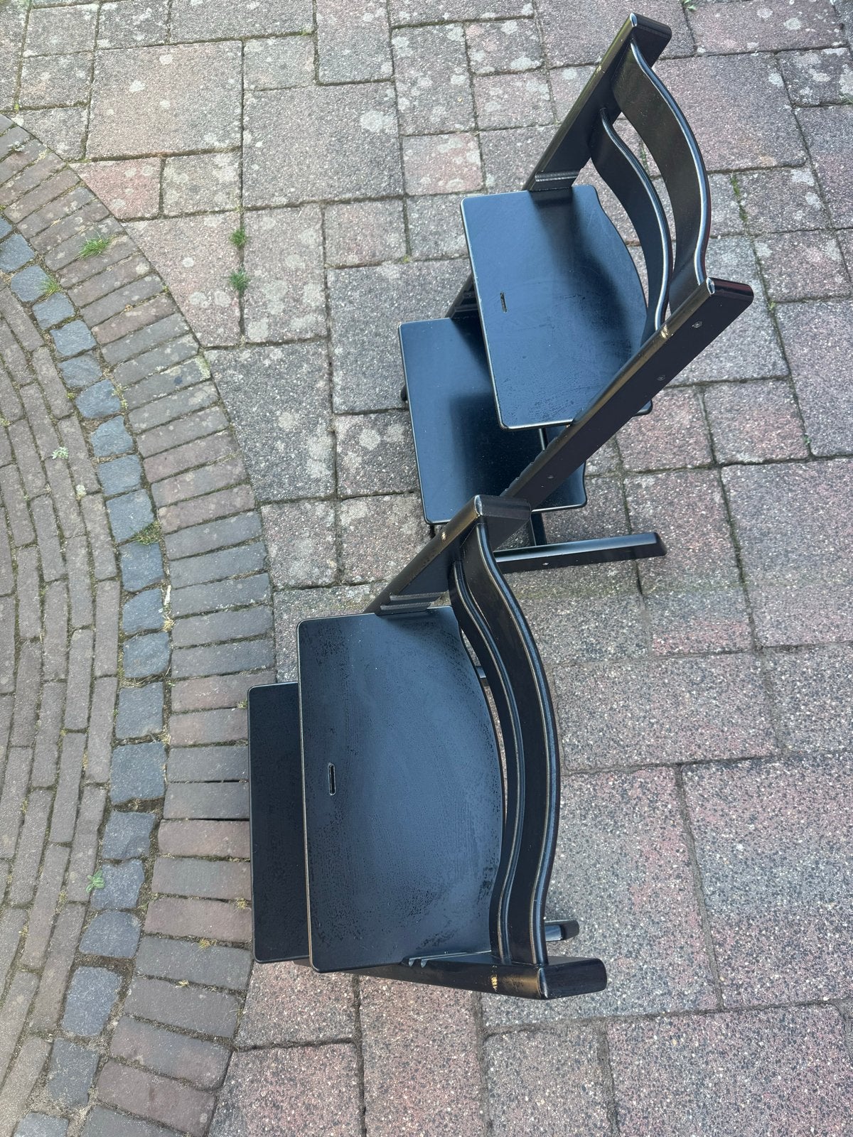Twee zwarte meegroeistoelen, verstelbaar. Mag ook per stuk, Ophalen, Gebruikt, Meegroeistoel, Aanschuifbaar