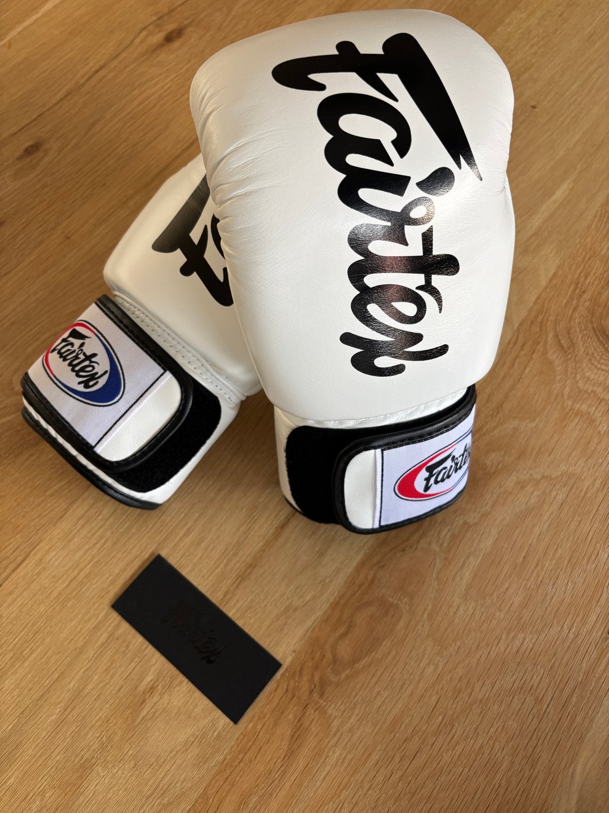 Fairtex Boks handschoenen 12 oz NIEUW - Wit, Ophalen of Verzenden, Nieuw, Bokshandschoenen