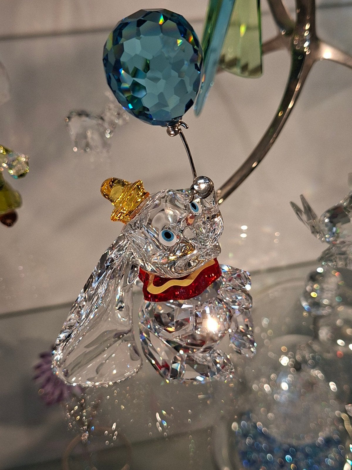 Swarovski Dumbo met ballon kristal figuur, Ophalen of Verzenden