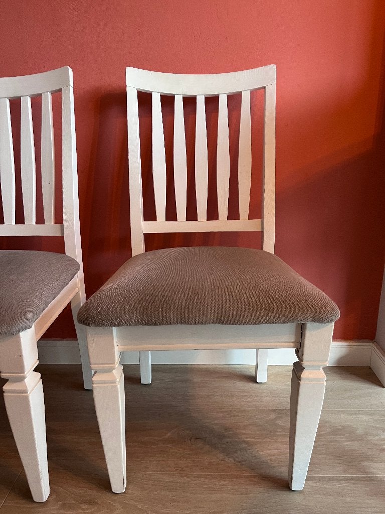 3 witte houten eetkamerstoelen met lichtgrijze bekleding, Ophalen, Gebruikt, Drie, Wit