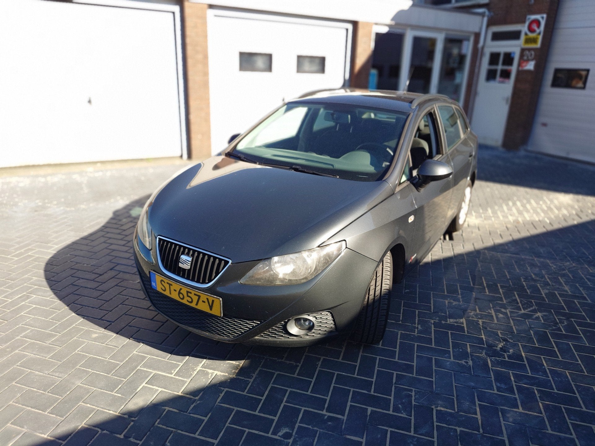 Seat Ibiza ST 1.4 COPA, Cruise control, Airco, Trekhaak, Auto's, Zwart, 4 cilinders, Ibiza, Handgeschakeld
