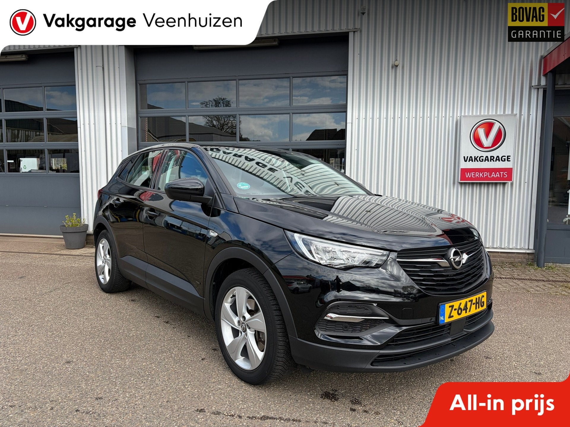 Opel Grandland X 1.6 Turbo Hybrid Ultimate|Rijklaar prijs|Ca, 12 maanden, 4 cilinders, Leder en Stof, Zwart