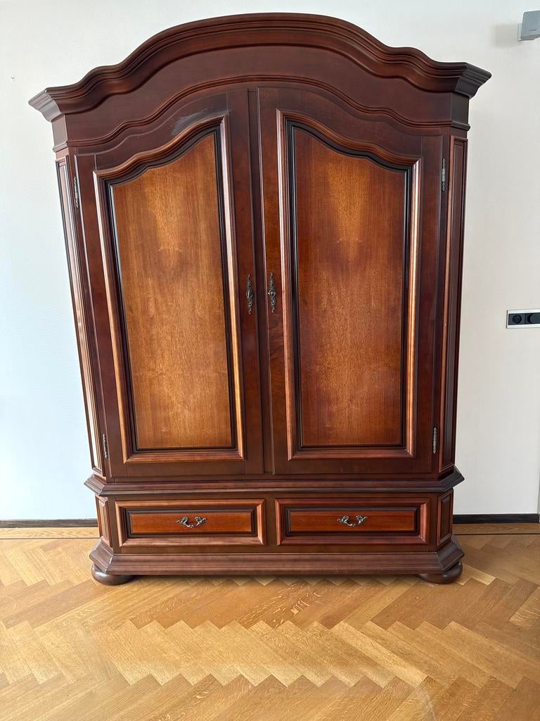 Mooie klassieke kast - 210x160 cm, Ophalen, Gebruikt, 200 cm of meer, 150 tot 200 cm