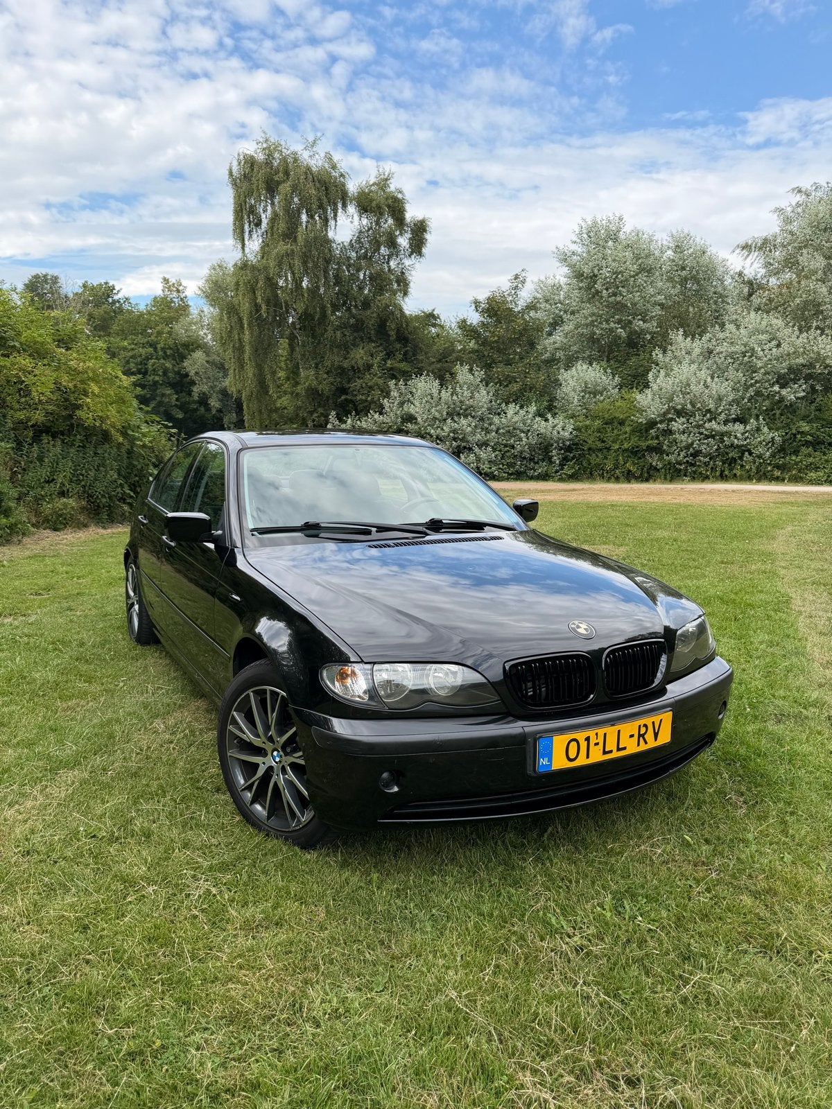 BMW 3-Serie 1.8 I 316 2003 Zwart, Auto's, BMW, Achterwielaandrijving, 1250 kg, 4 cilinders, 1796 cc