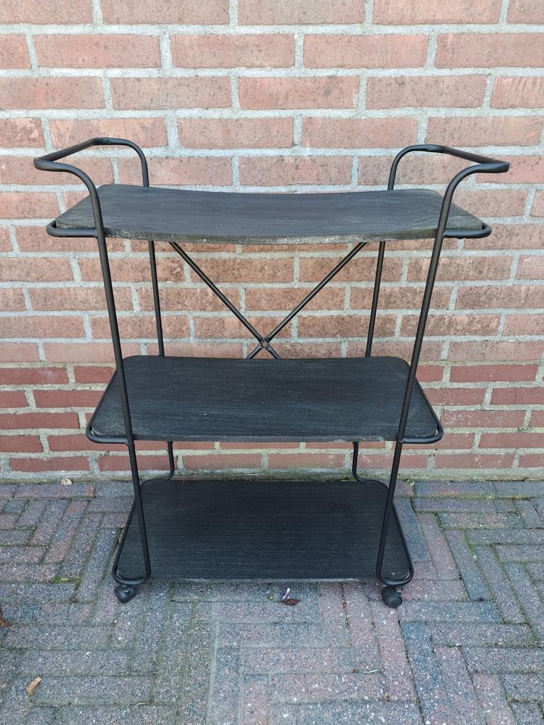 Bakkers kastje., Ophalen