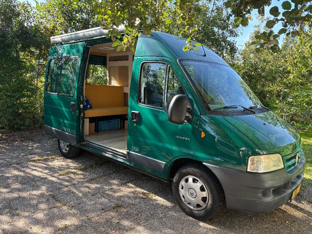 Citroën Jumper 2003, automaat (kluscamper) -  nieuwe APK, Caravans en Kamperen, Campers, Tot en met 2, Diesel, Particulier, Koelkast