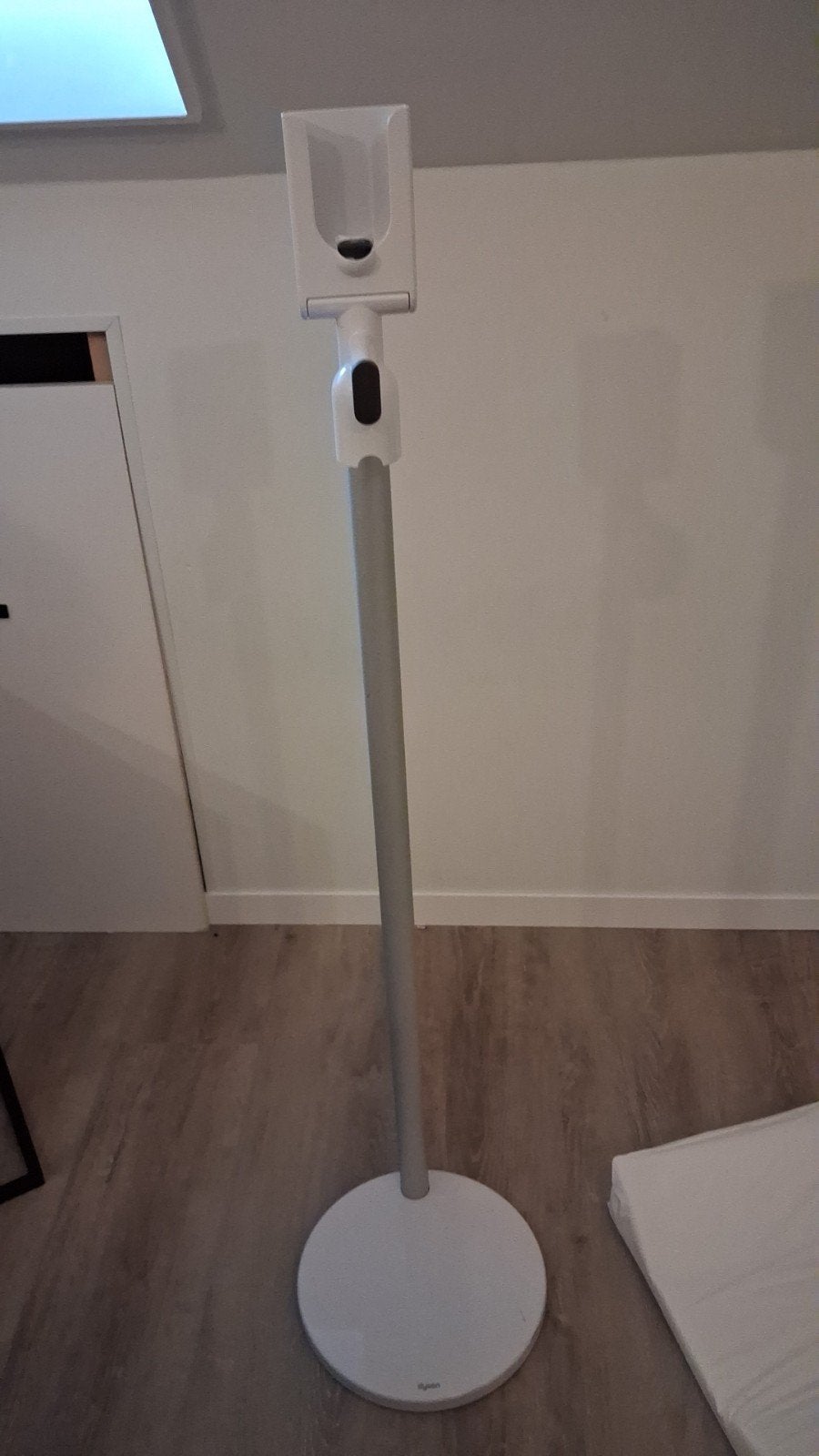 Dyson Vloerstandaard voor steelstofzuiger, Ophalen, Oplaadstation, Zo goed als nieuw, Dyson